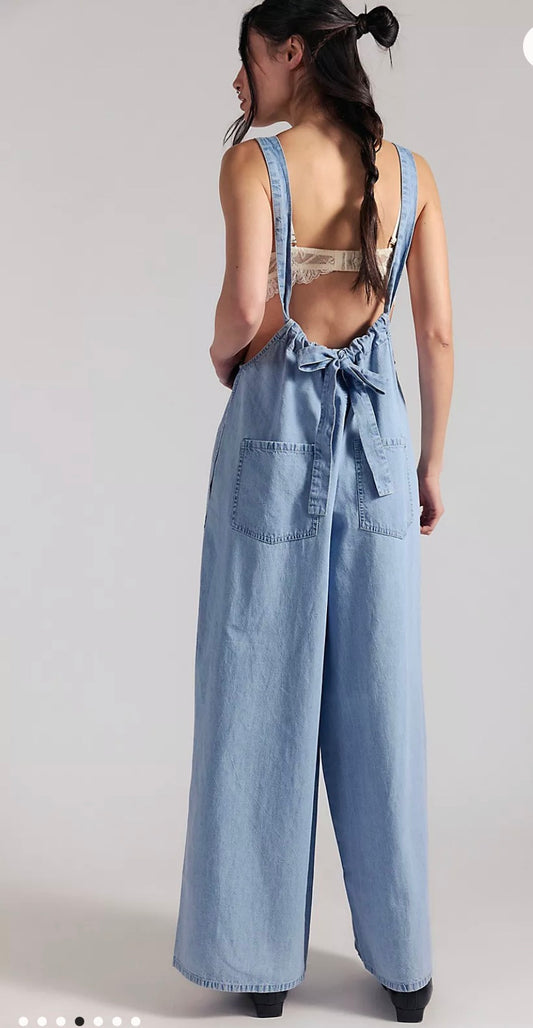 We The Free Freebird Lightweight
Jumpsuit- XS