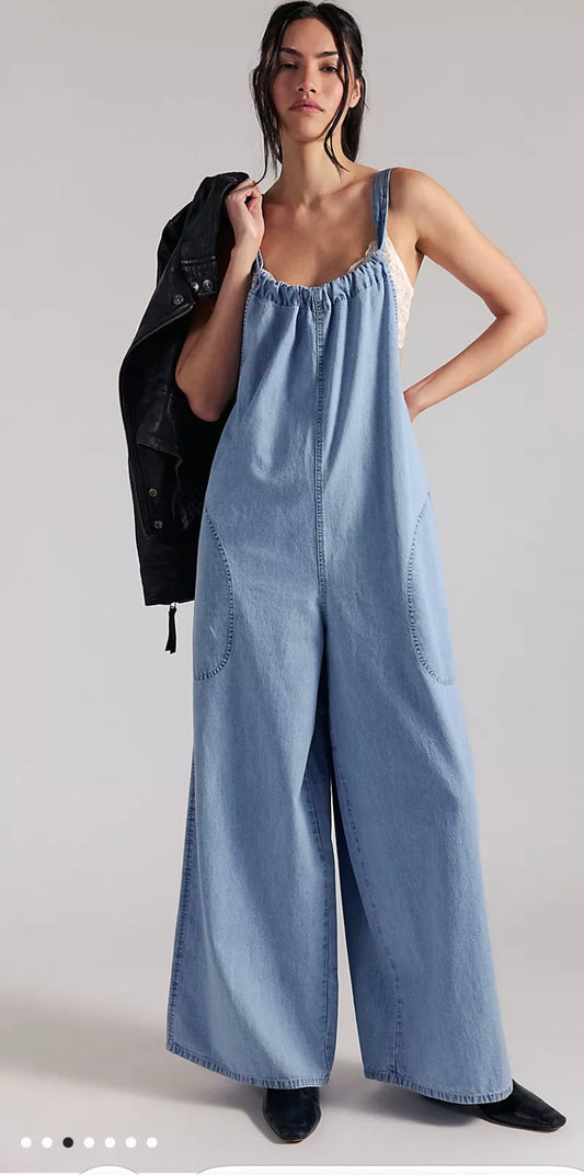 We The Free Freebird Lightweight
Jumpsuit- XS