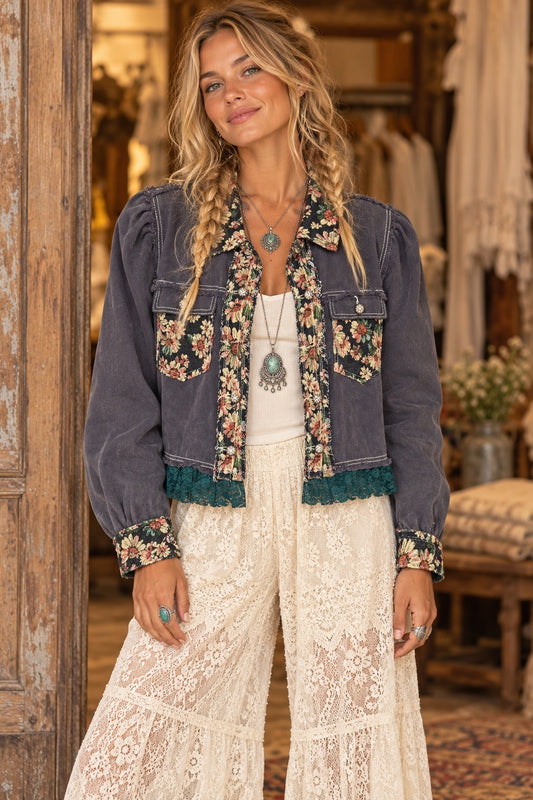 POL Floral Tapestry & Lace Jacket – Size Medium